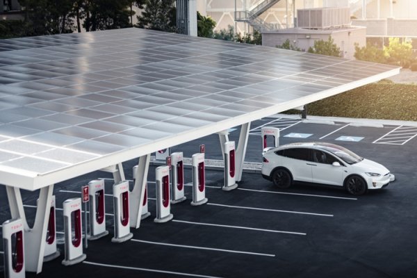 Станция Tesla V3 Supercharger в Лас-Вегасе способна заряжать до 1500 электромобилей в сутки - «Новости сети»