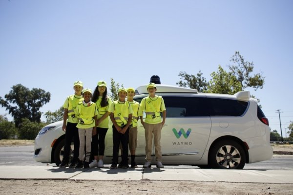 Waymo и Американская ассоциация автомобилистов займутся страхами по поводу самоуправляемых автомобилей - «Новости сети»