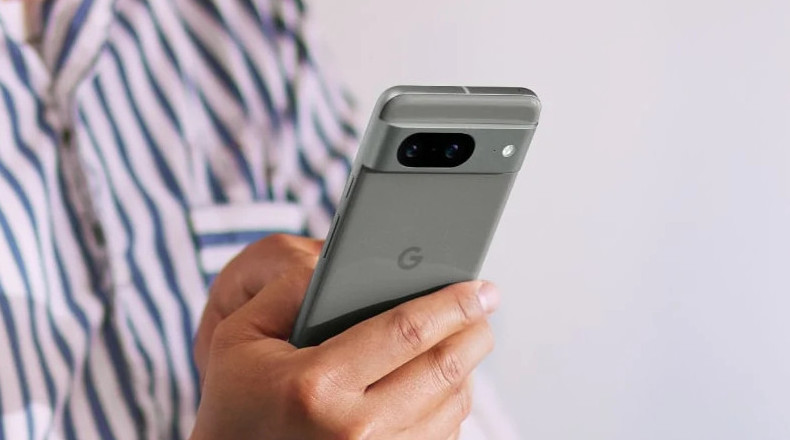 Google излечит Pixel 8 от «заикания» при скроллинге, но только в Android 15 - «Новости сети»